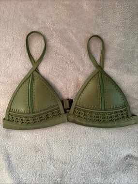 Triangl swimwear Olive Green Crochet Triangle Bikini Top small